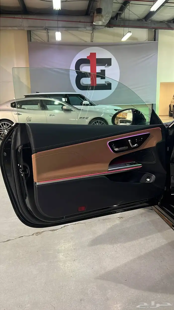 مرسيدس سي ال اي 200 4