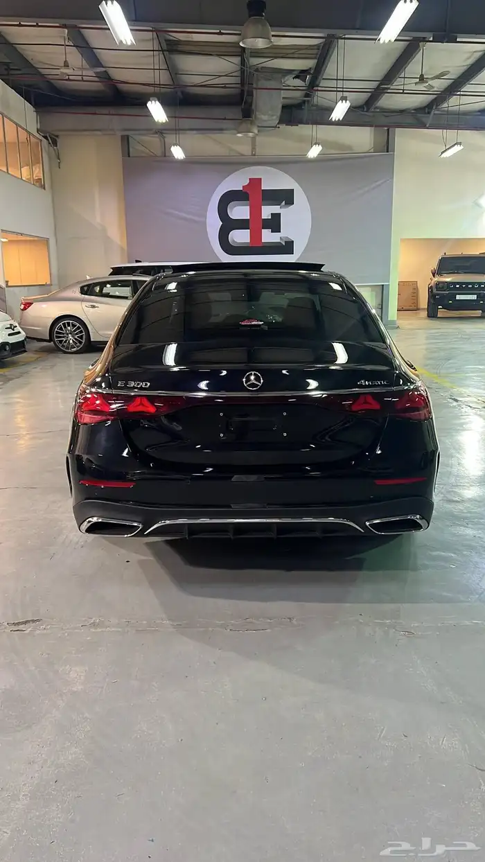 مرسيدس E300 2