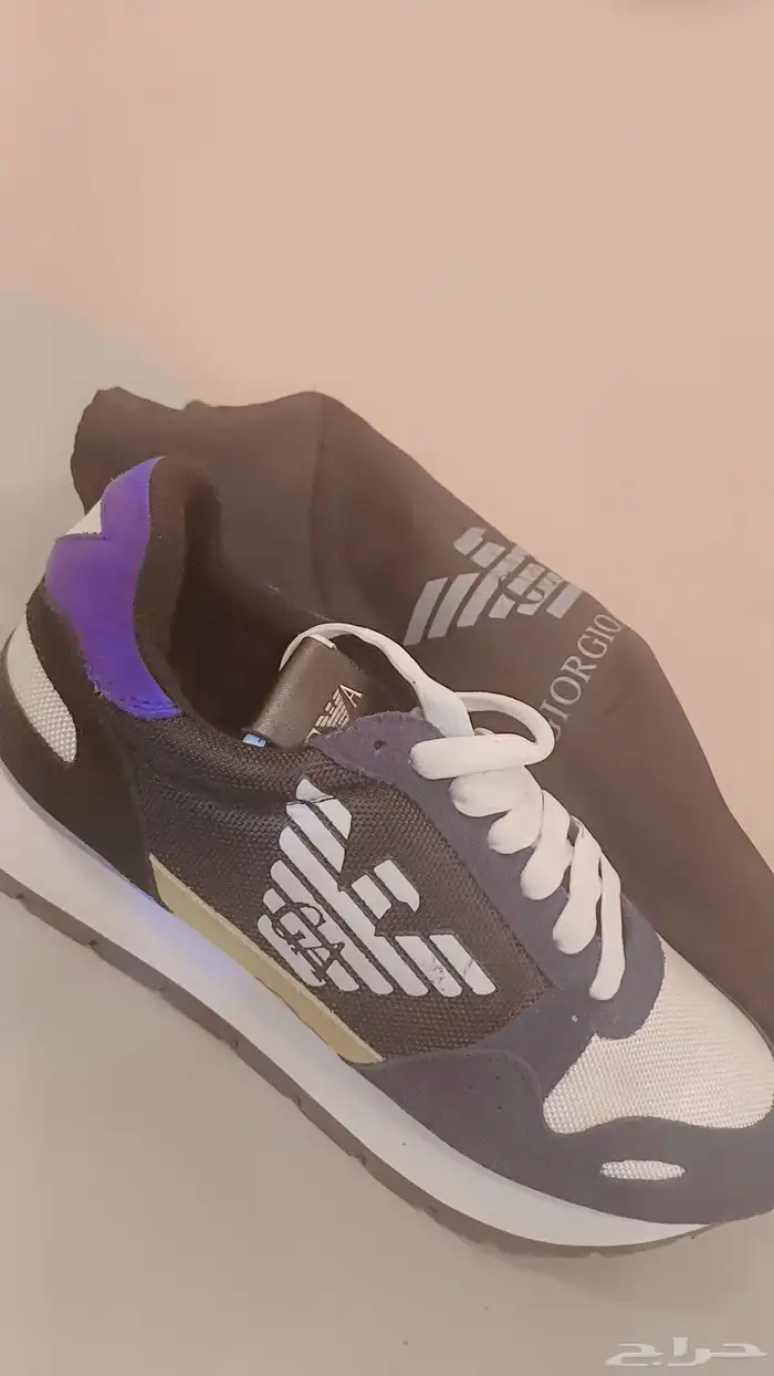 جزمة جورجيو ارماني جديده ماتلبست مقاس ( 43 ) 1