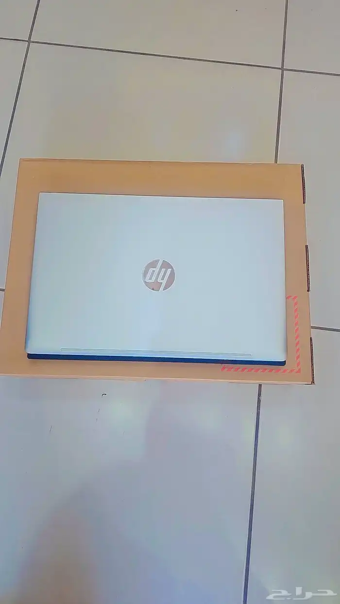 لابتوب hp شبه جديد استخدام خفيف جدا جدا مواصفات ممتازه 4