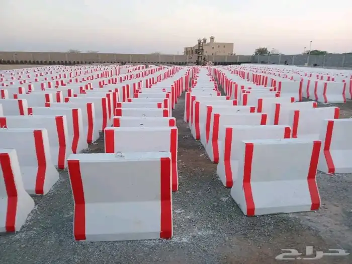 حواجز خرسانية سفتي وزينه الحدائق تجميلية 2