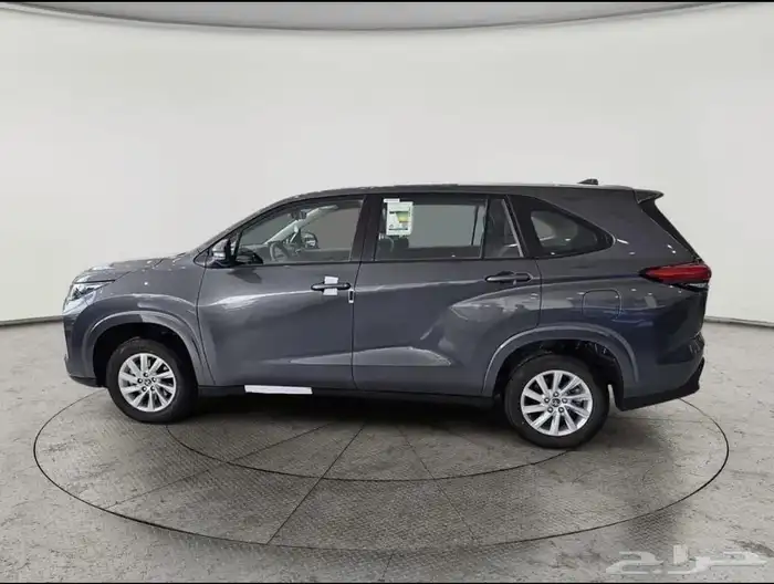 تويوتا انوفا 2025 من سمارت كار أقل قسط 2