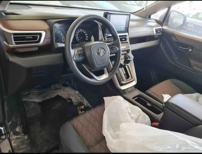 تويوتا انوفا 2025 من سمارت كار أقل قسط 7