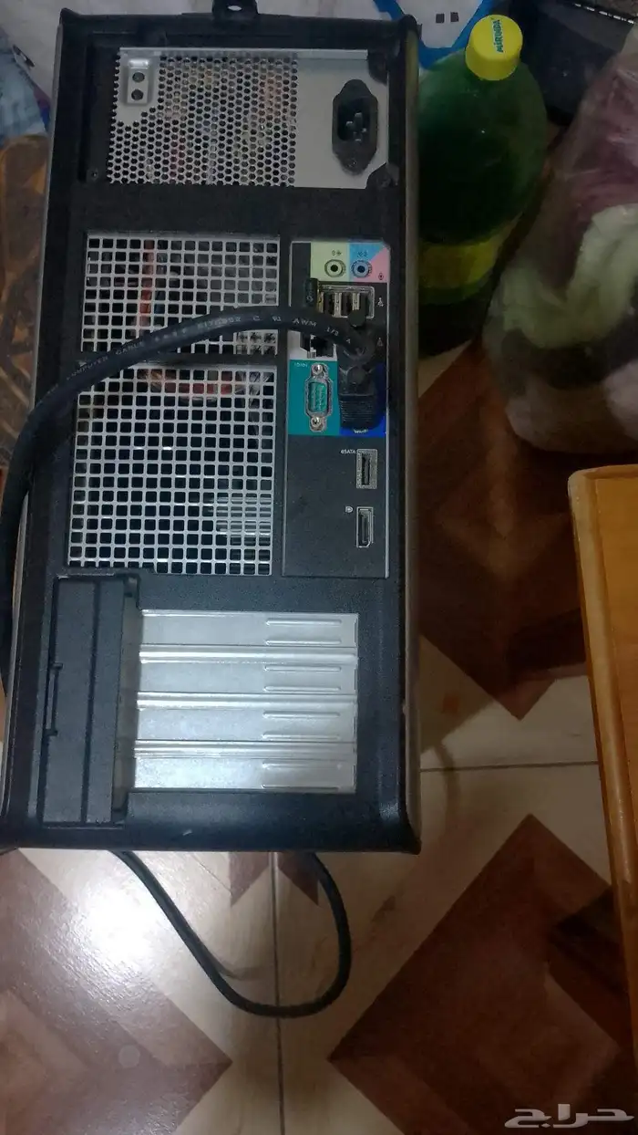للبيع جهاز الكمبيوتر مكتبي مع مستلزماته و3 كيمرت جديده وسلاك 4