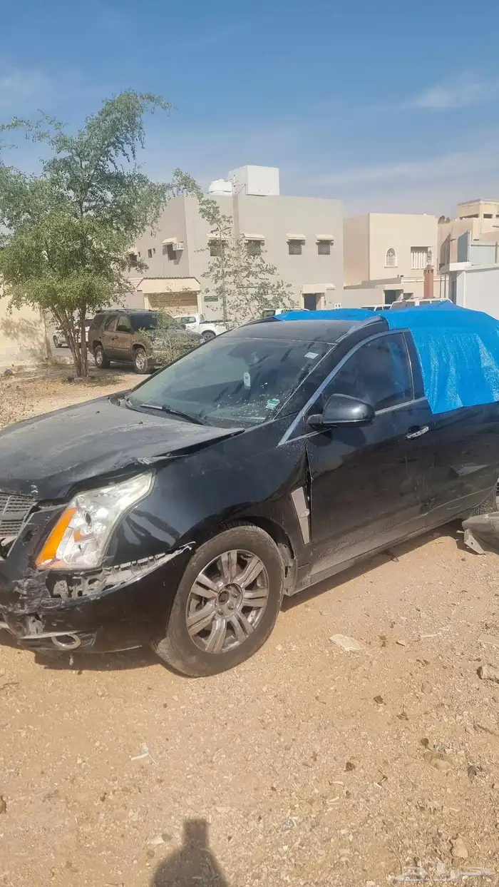 سيارة كاديلاك اس ار اكس 2012 مصدوم للبيع 5