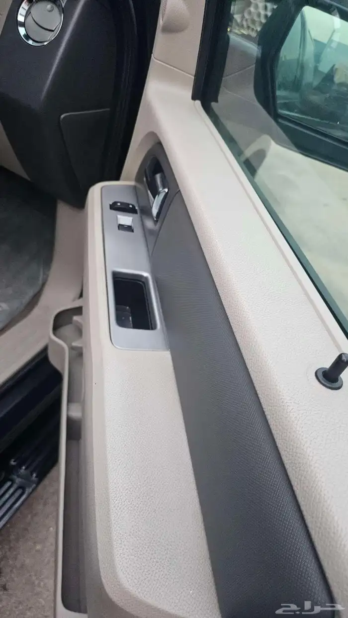 فورد اكسبديشن 2014 للبيع مستعمل العداد موضح السياره مخزن 6