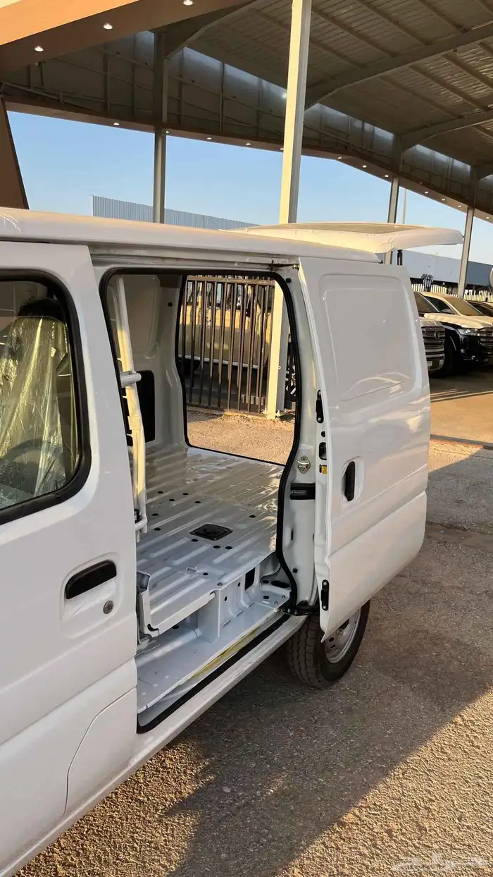 ايكو فان من سوزوكي الاقتصاد مع المتانة في وقت واحد 4