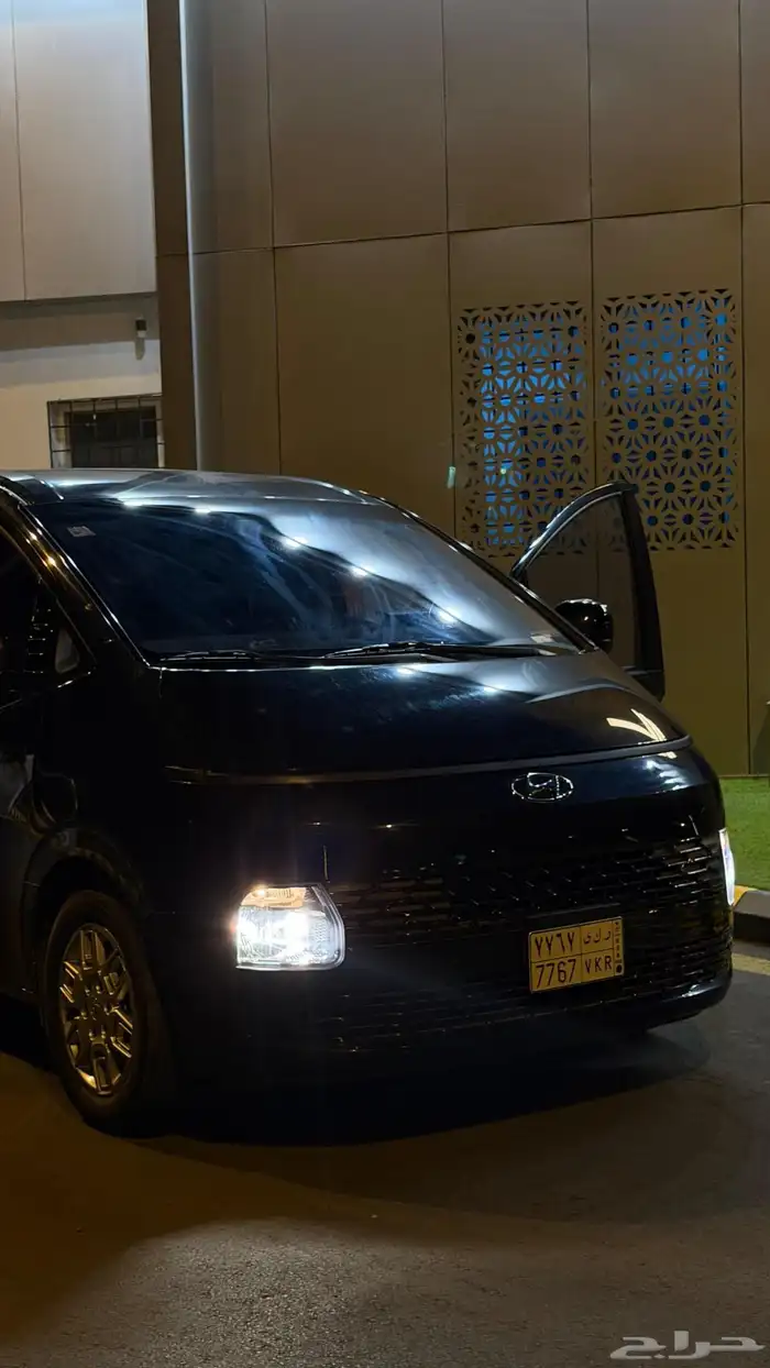 للبيع استاريا 2022 ممشى قليل 3