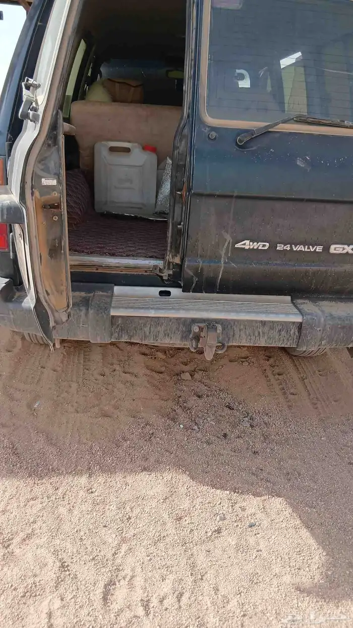 تيوتا صالون جديد بنزين قير عادي شرط قير ومكينه موديل 1997 0