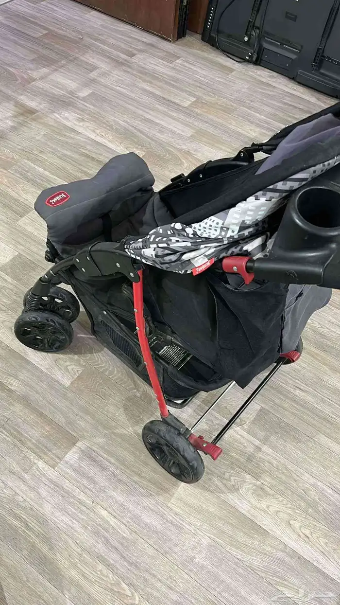 عربة اطفال - سرير اطفال - كرسي سيارة للاطفال 0