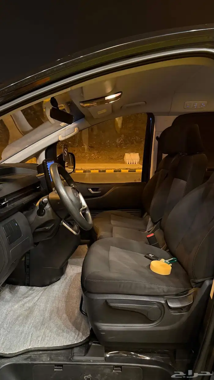 للبيع استاريا 2022 ممشى قليل 11