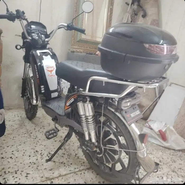 سكوتر كهربائي  للبيع جديد له شهر 1