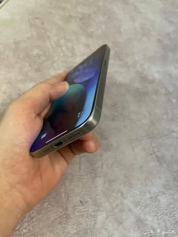 آيفون 15 برو نظيف جدا ب 2100 2