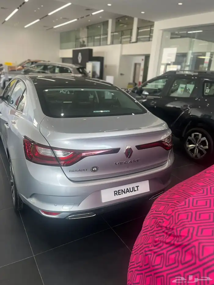 رينو ميجان نصف فل موديل 2024 1