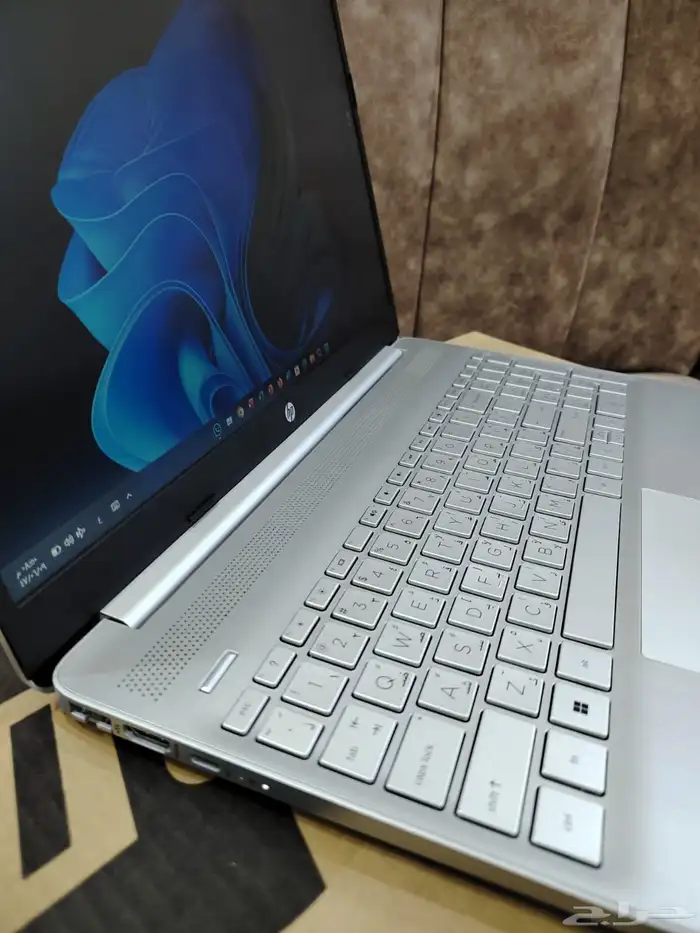 لبتوب اتش بي موصفات قوي ينفع لي تصاميم 7