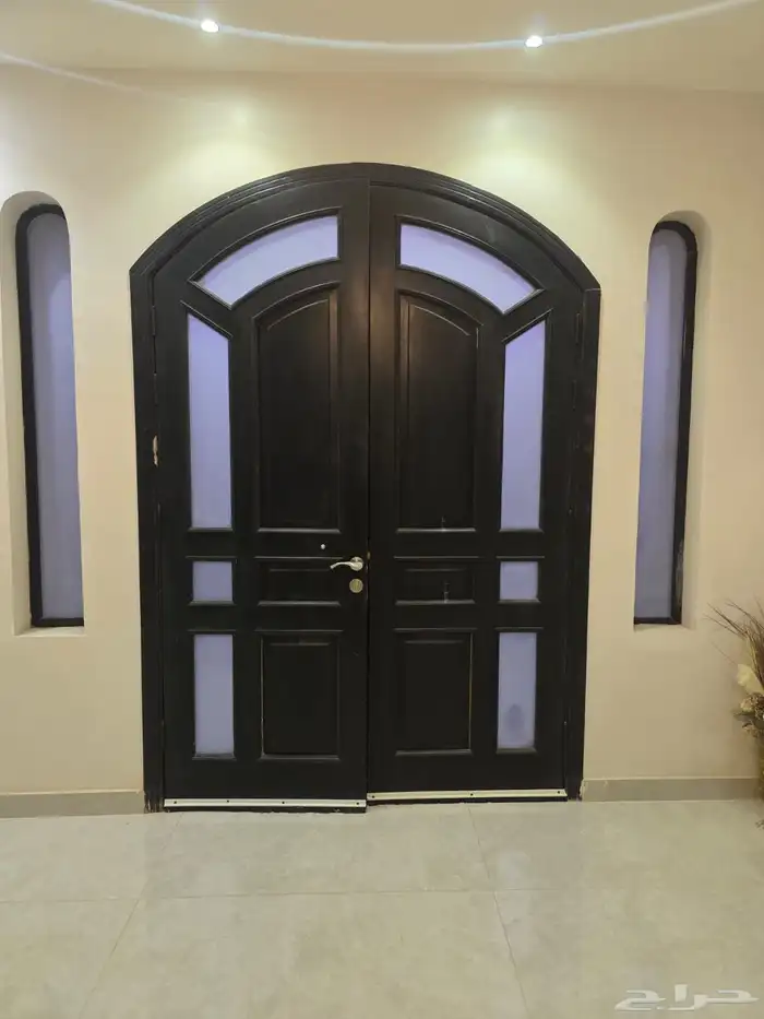 نجار موبيليا في جده 4