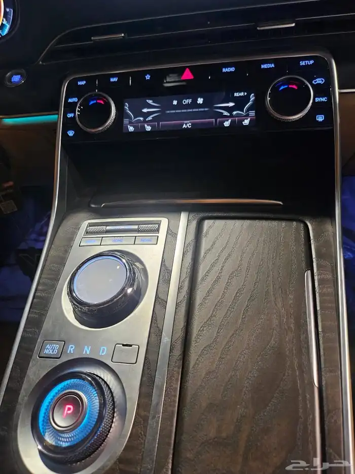 جنيسس Gv80 2024 فل كامل V6 توين تيربو 3