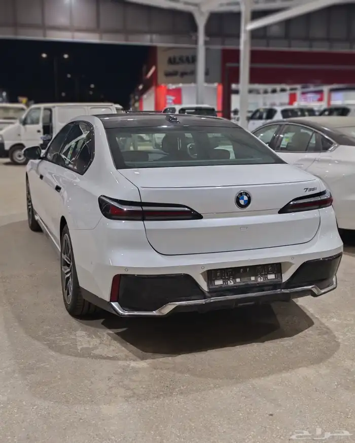 بي ام دبليو 735 موديل 2025 1