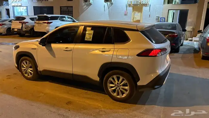 كرولا كروس 2023 1