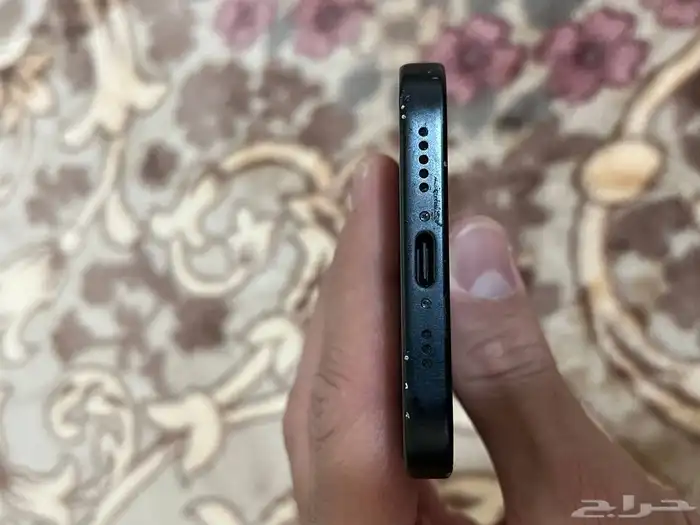 ايفون 15 غير مفكوك 8