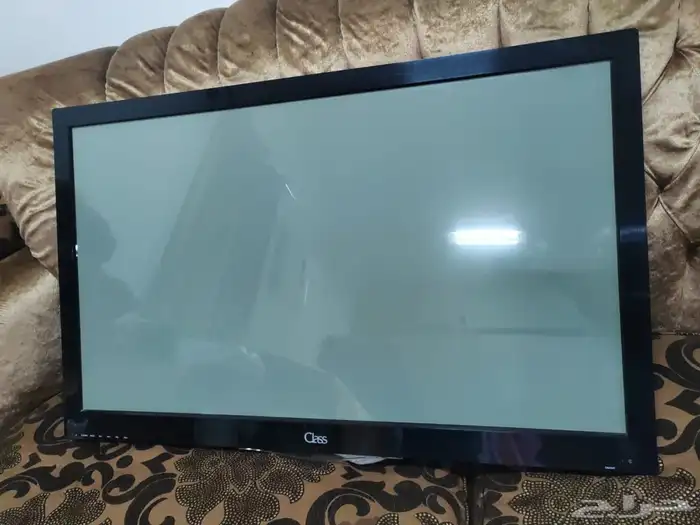 شاشة تلفاز 42 بوصة ماركة كلاس 0