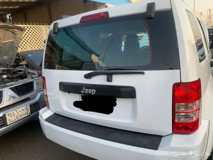 جيب شروكي2012 2