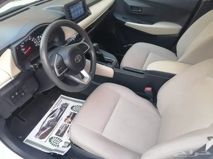 للبيغ تويوتا يارس الموديل 2023 بحالة ممتازة جدا 16