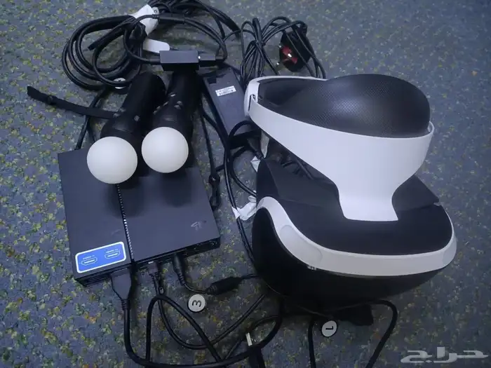 نظارة VR سوني مع جميع أغراضه بدون كمرا فقط علي سوم 0