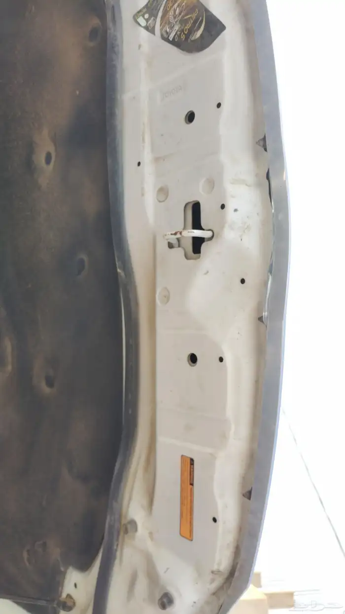 تايوتا افلون 2011 3