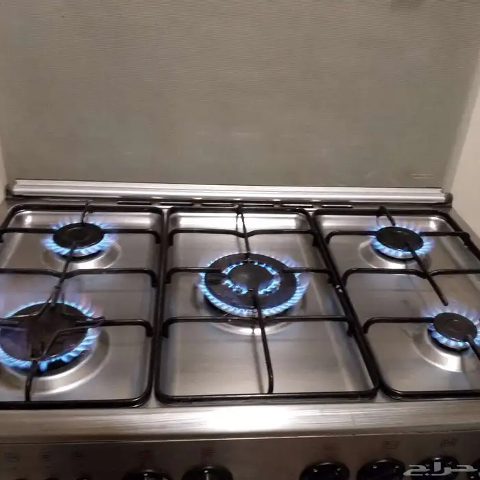 فرن غاز نظيف للبيع 5رؤؤسالفرن استعمال بسيط 0
