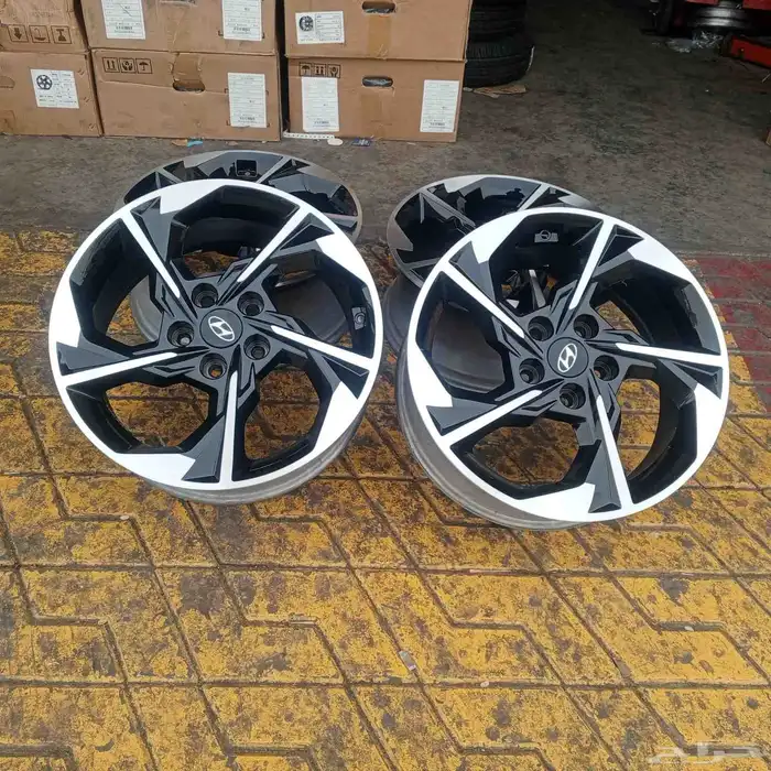 جنوط هونداي مقاس 17 اصلي ملمع ومجدد تركب كياء 5مسمار 7