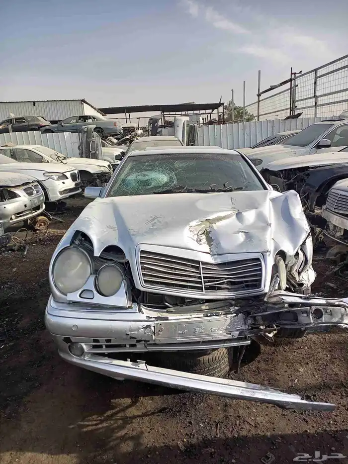 تشليح قطع غيار مرسيدس عيون مديل 98ماشاء الله بقمه النضافه 1