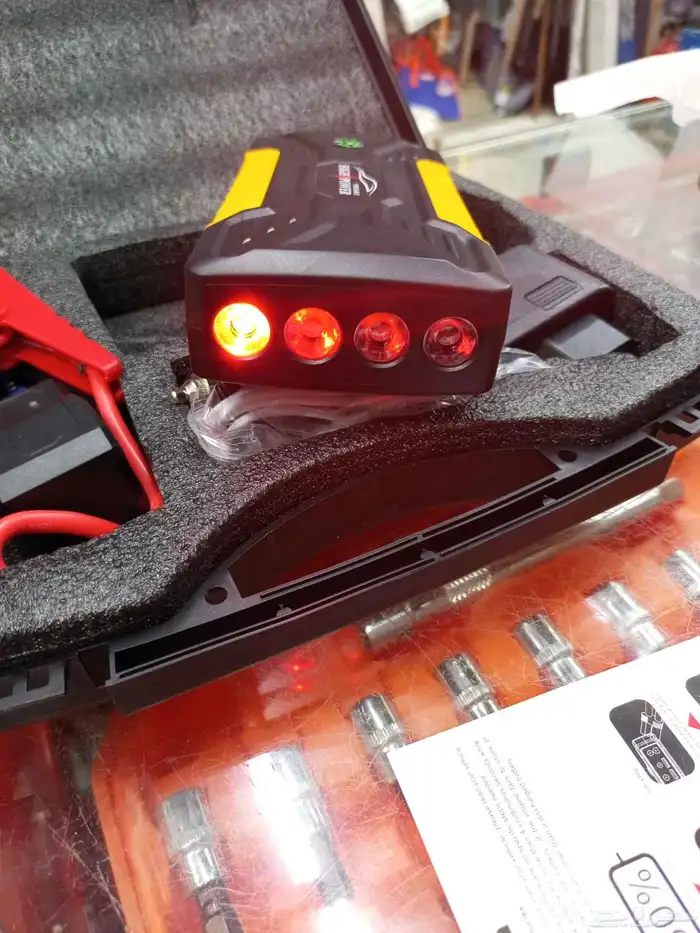 شاحن متنقل السيارات جوالات لابتوب 4