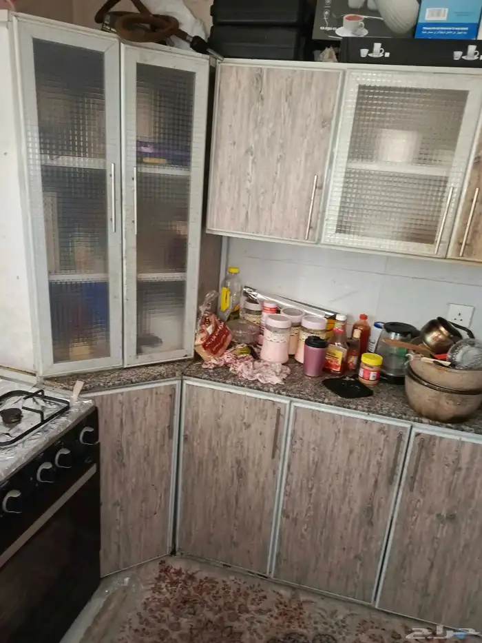 للبيع مكيفات ومطبخ ثمان قطع وفرن حاله جيده 8