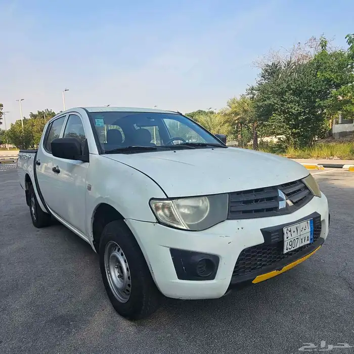 ميتسوبيشي بيكب2015 12