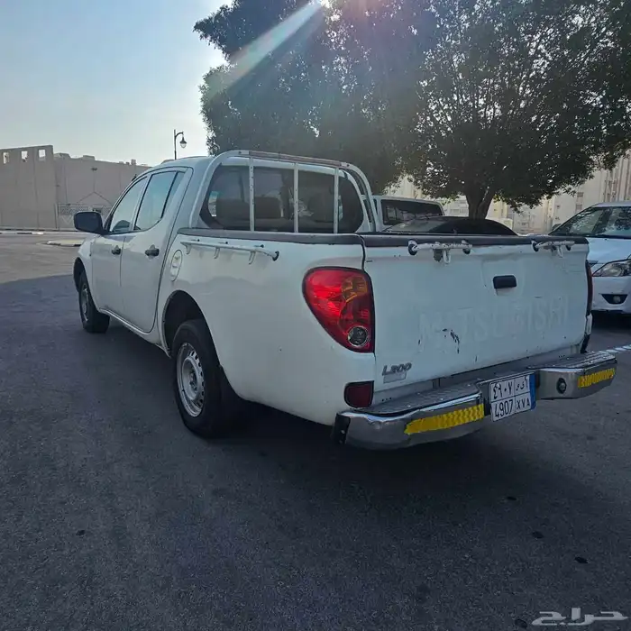 ميتسوبيشي بيكب2015 6