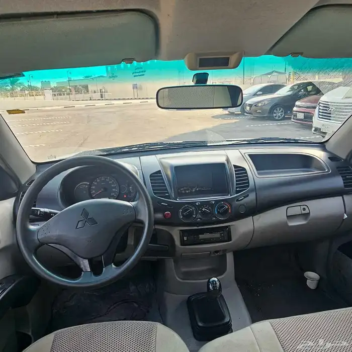 ميتسوبيشي بيكب2015 16