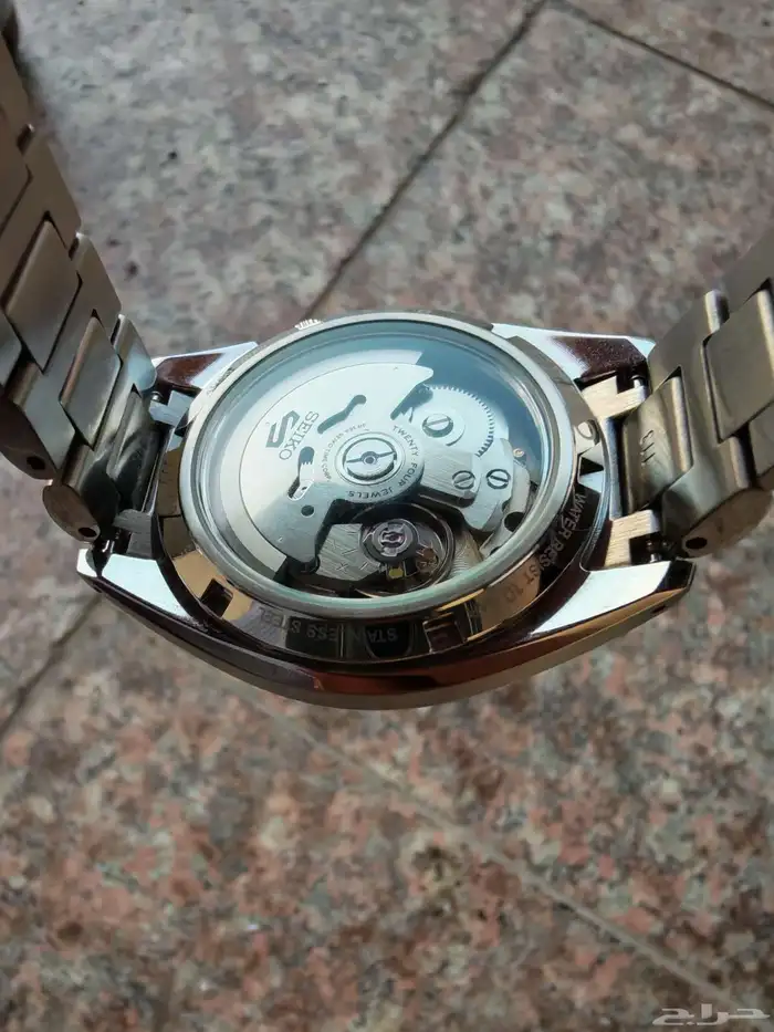 للبيع ساعة سيكو 5 7