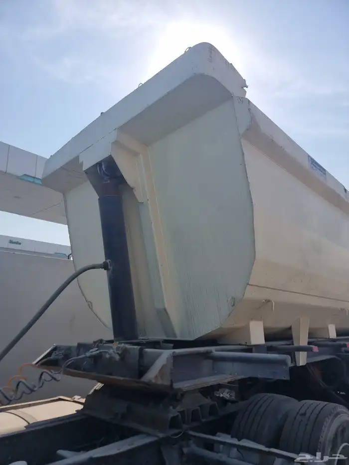 للبيع صندوق 3 محاور بالدمام 3