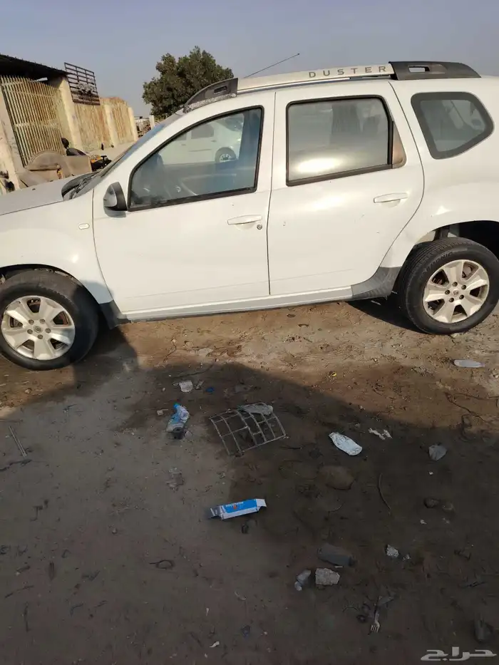 يوجد لدينا تشليح رينو داستر موديل 2015 1