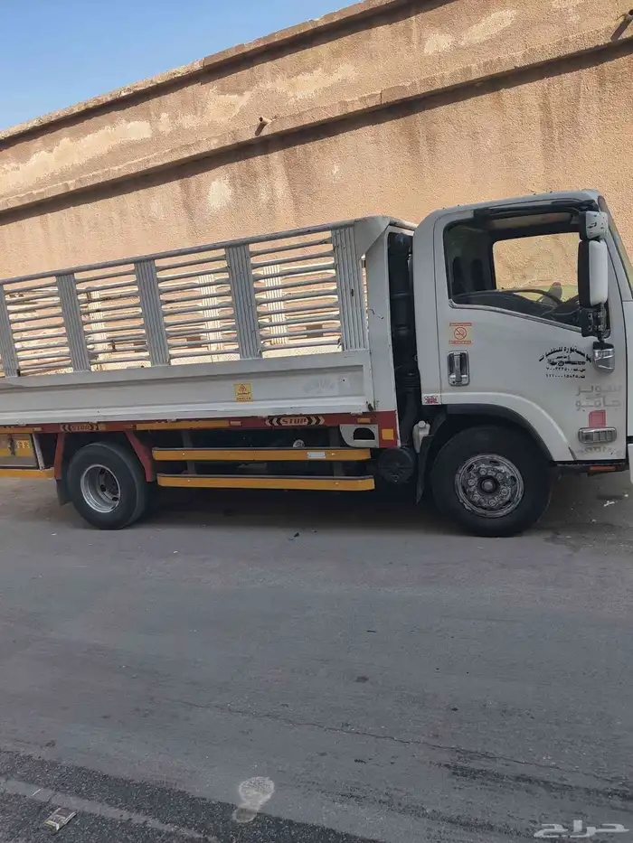 للبيع دينا إيسوزو موديل 2016 القير عادي الطول 4.50 متر 5