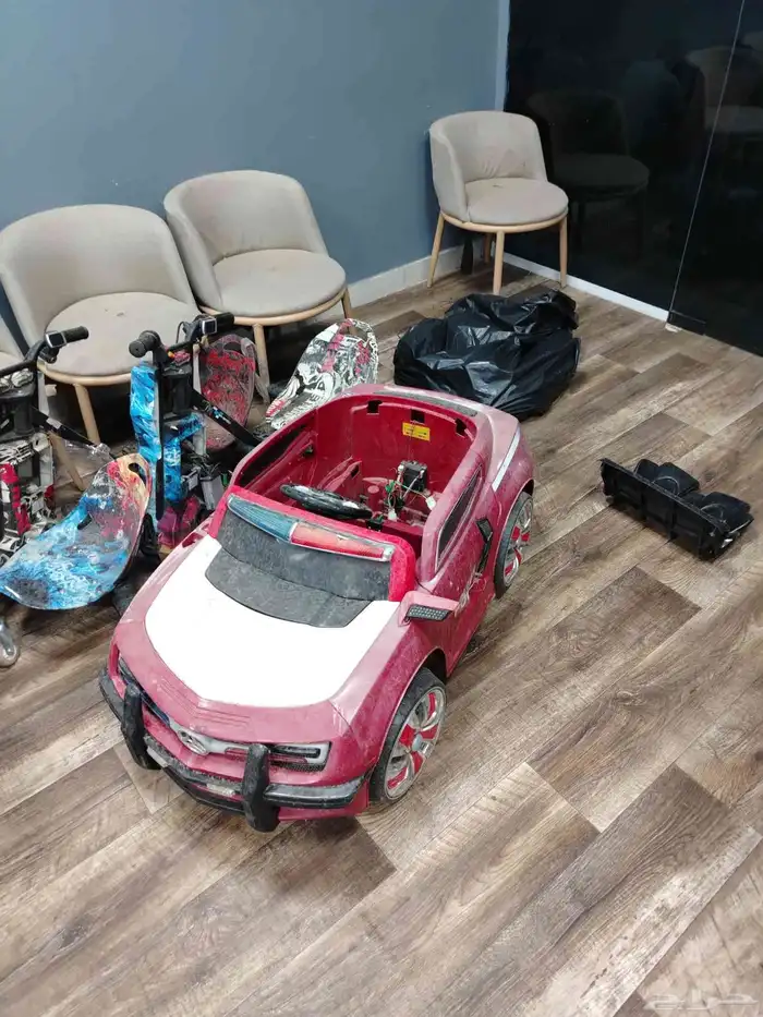 يوجد لدينا اسكوترات للبيع 1