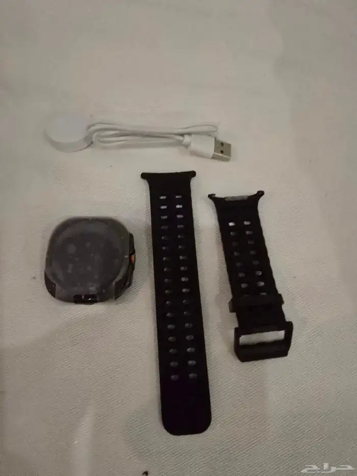 ساعة شبيهه لساعة سامسونغ سمارت الترا ( صناعة صينية ) 1