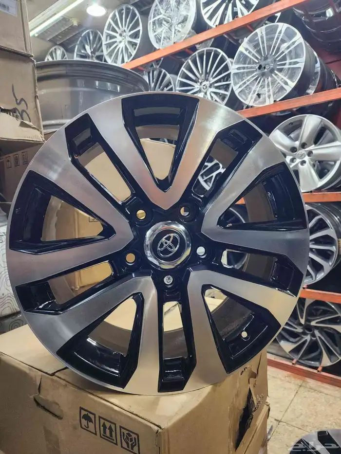 جنوط جيب لاندكروزر مقاس 20 اصلي وكاله موديل 2019 1