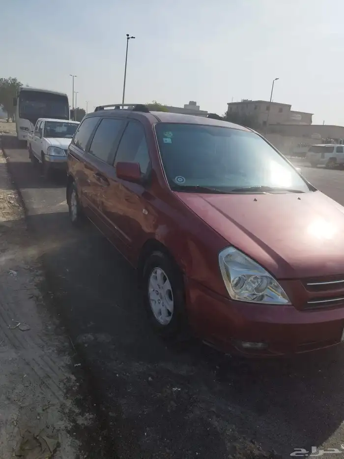 اللبيع كيا كارنيفال موديل 2006 1