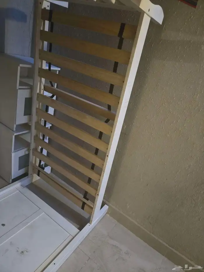 سرير اطفال هوم بوكس 5