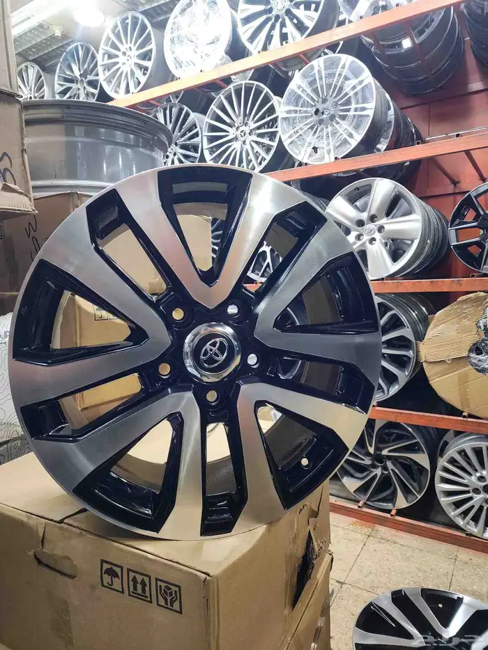 جنوط جيب لاندكروزر مقاس 20 اصلي وكاله موديل 2019 3