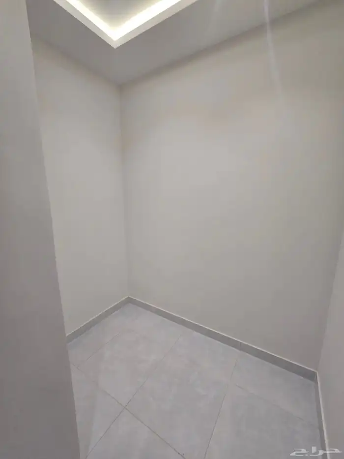 للبيع روف ارضى 600 الف وسط الخدمات تشطيب ممتاز 36