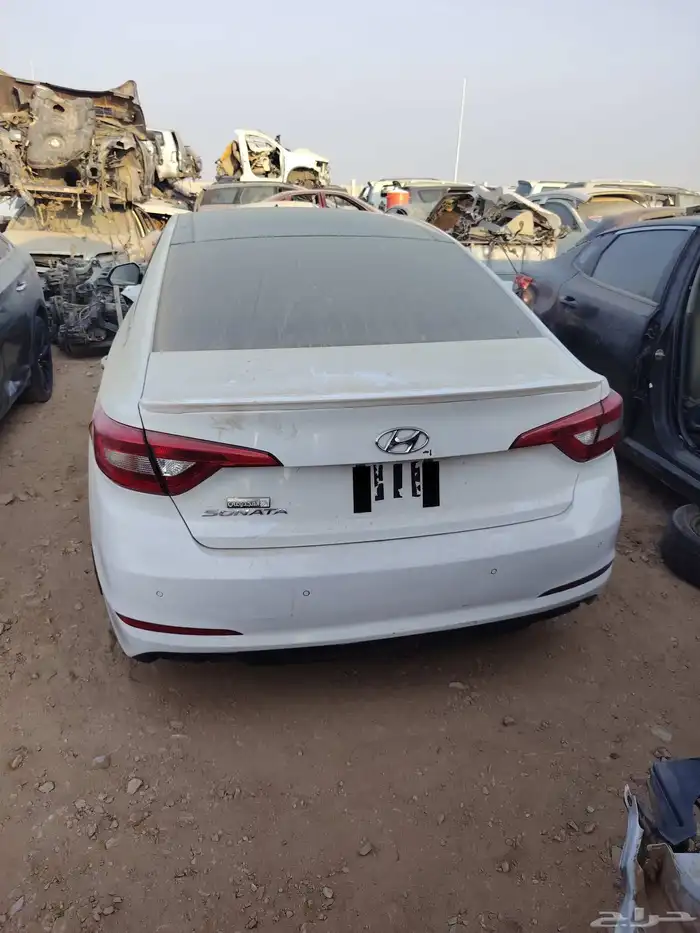 يوجد لدينا جميع القطع غيار السيارات هونداي سوناتا 4
