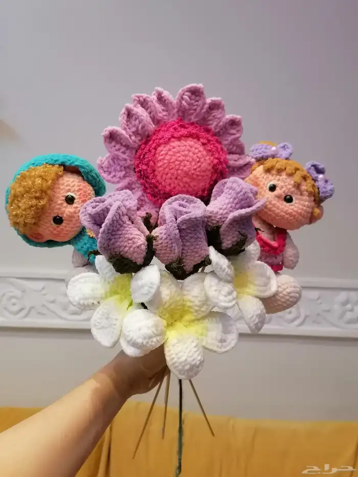 باقات ورد بخيوط الصوف جاهزة للتسليم الفوري 4